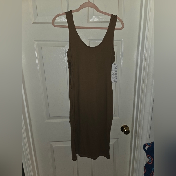 Almost Famous Tan Midi Dress - Picture 1 of 4